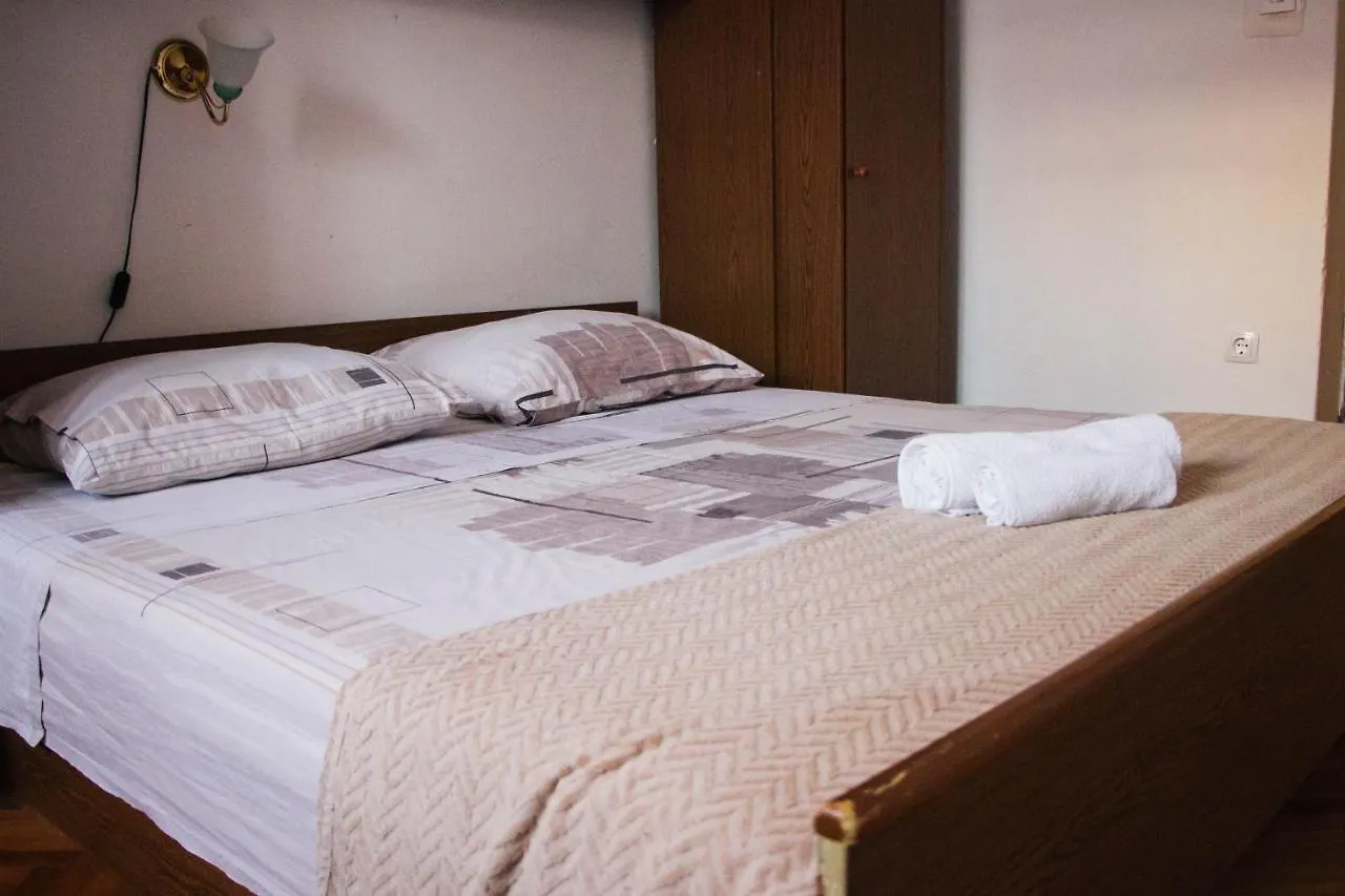 Green Oasis Apartment Kastela 0*,  Croatia